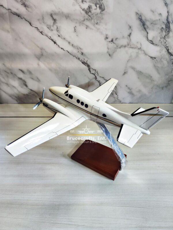 Beechcraft King Air C90 Custom Model - Image 35